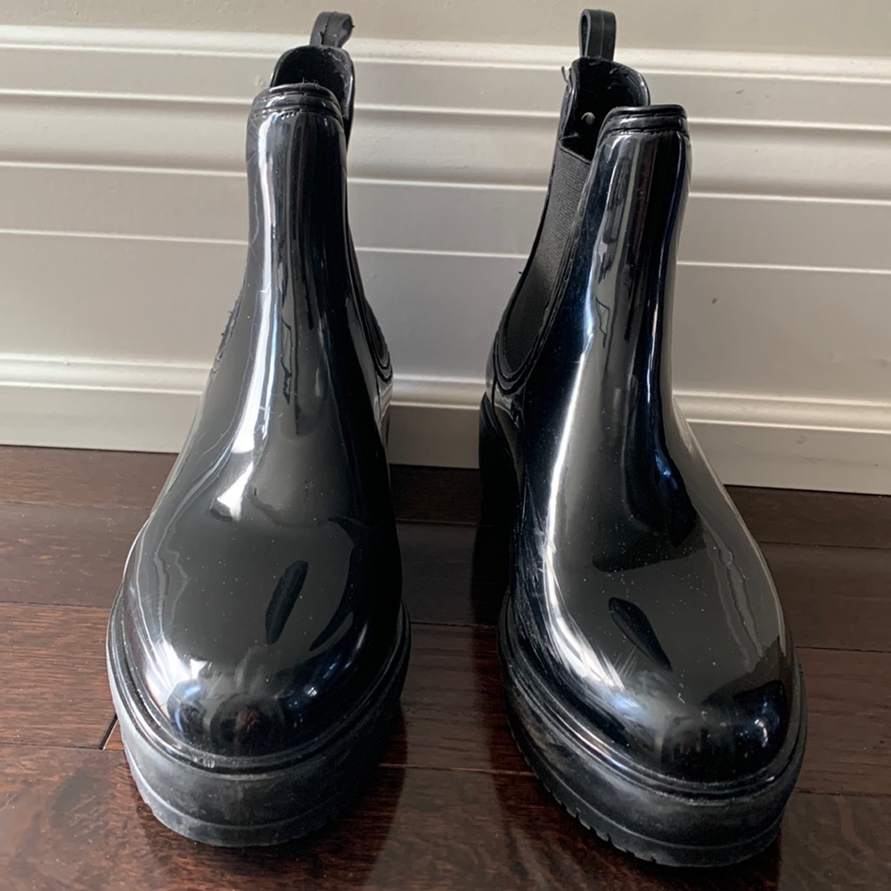 Rubber boots